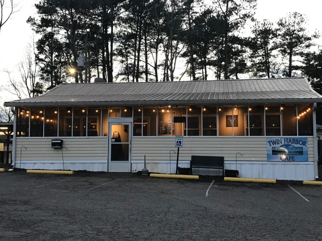 Eateries near twin harbor twin harbor happy place